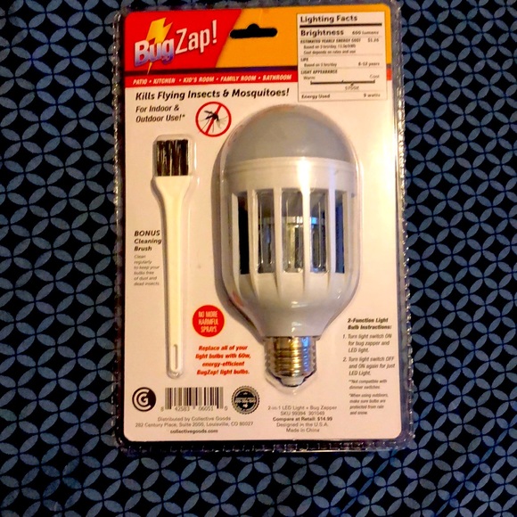New, BugZap 60 watt, energy saver bulb with a bonus cleaning brush! - Picture 1 of 3